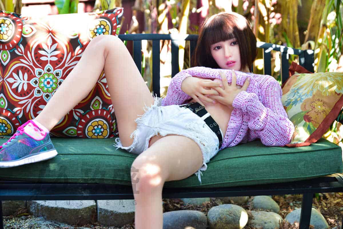 150cm/4ft11 D-cup Silicone Head Sex Doll – Lily - Image 11