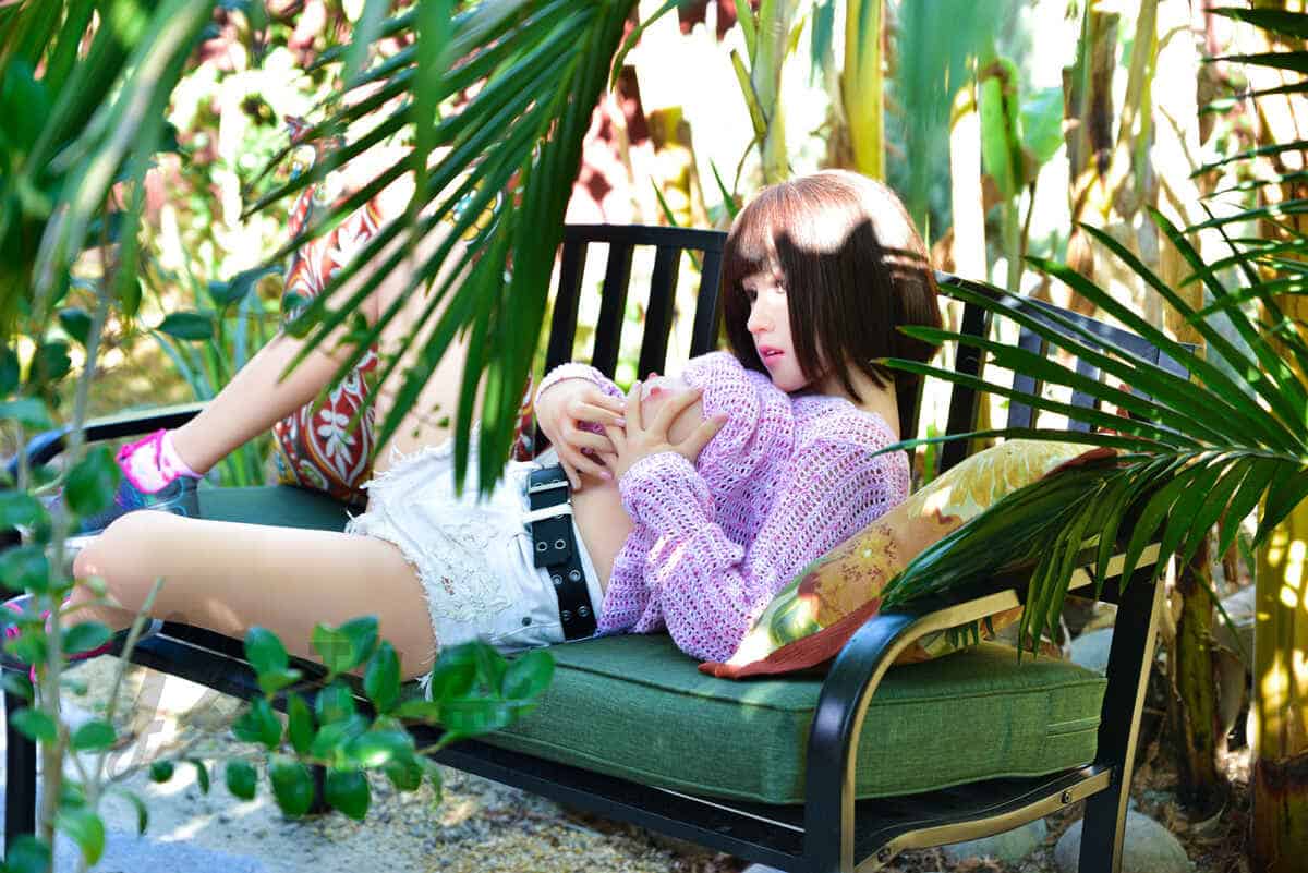 150cm/4ft11 D-cup Silicone Head Sex Doll – Lily - Image 10