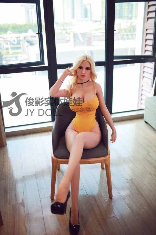 170cm/5ft7 H-cup TPE Sex Doll – Maria Dewar - Image 9