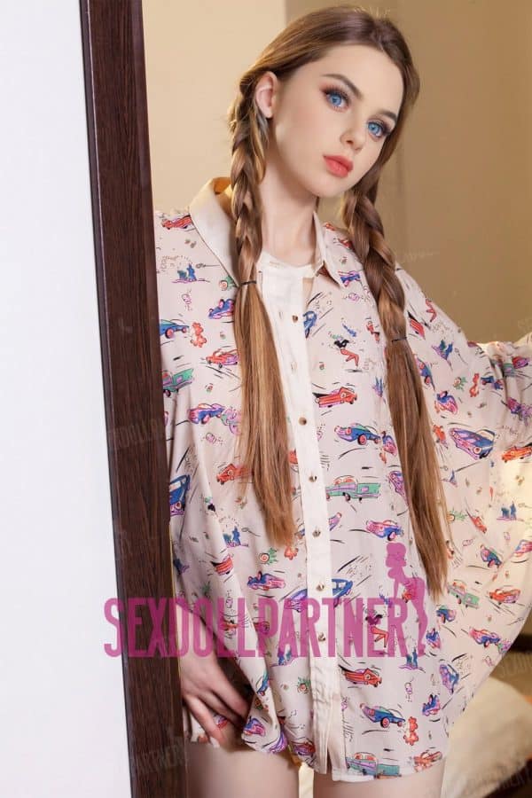 Pink cartoon car print nightshirt, sexy doll partner, alluring sleepwear for adults, comfortable pajama with French collar and long sleeves.