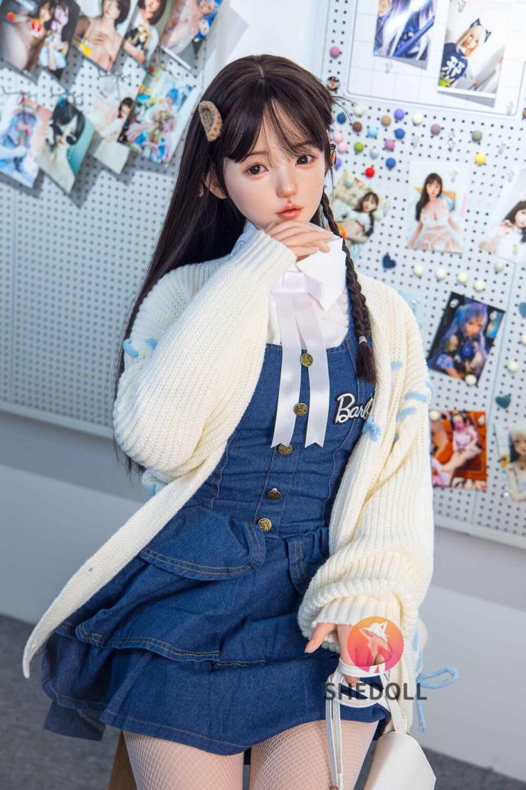 150cm/4ft11 B-cup Silicone Head Sex Doll – Yuanyuan