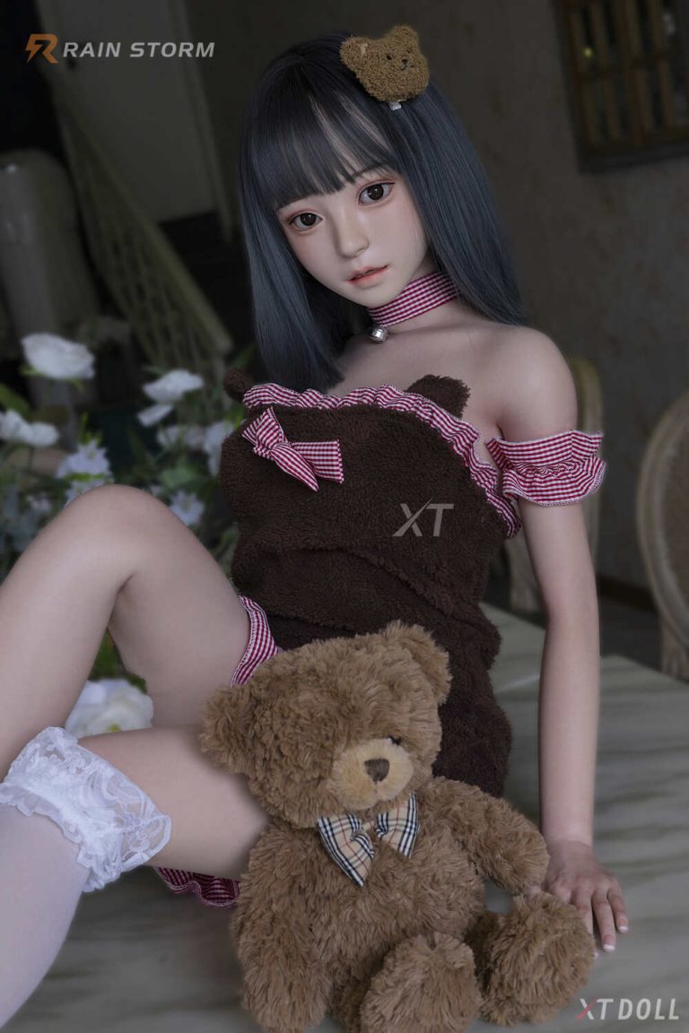 150cm/4ft11 D-cup Silicone Sex Doll – Akira