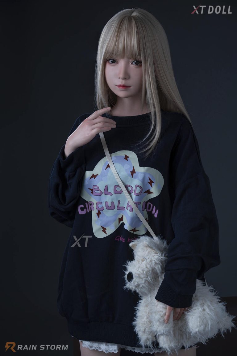 150cm/4ft11 D-cup Silicone Sex Doll – YOYO